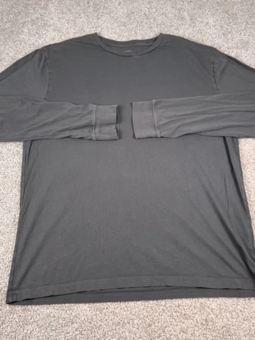 J. Crew Broken In Crew Neck Long Sleeve Light Weight Gray T-Shirt Men's Large
